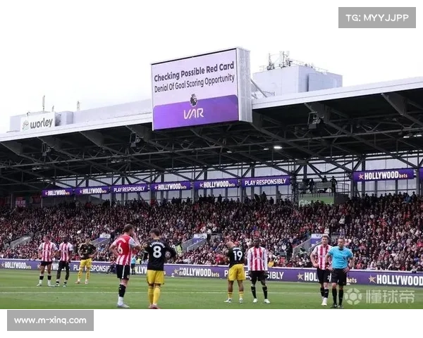 英超裁判组分配公布,关键战裁判人选受瞩目 英超裁判组分配公布,关键战裁判人选受瞩目