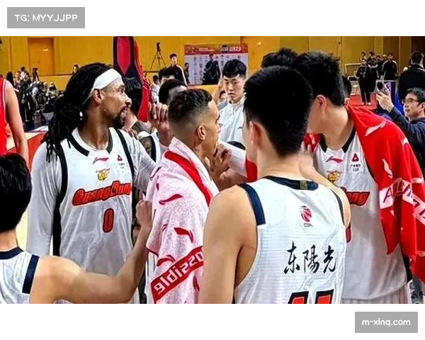 京粤大战北京队三分火力全开，展现冠军相